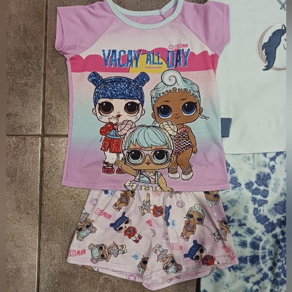 3 Sets of Girls Size 7/8 Pajamas - Picture 4 of 5